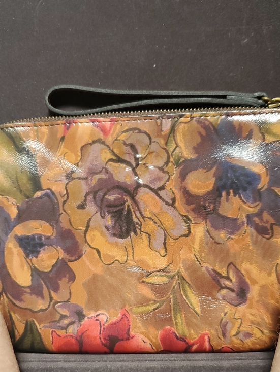 Patricia Nash Handbags - Patricia Nash Floral  Wristlet. ACCEPTING REASONABLE OFFERS